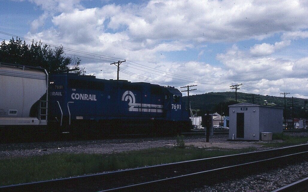 Railroad Slide - Conrail #7691 Locomotive Binghamton NY 1987 Freight Train