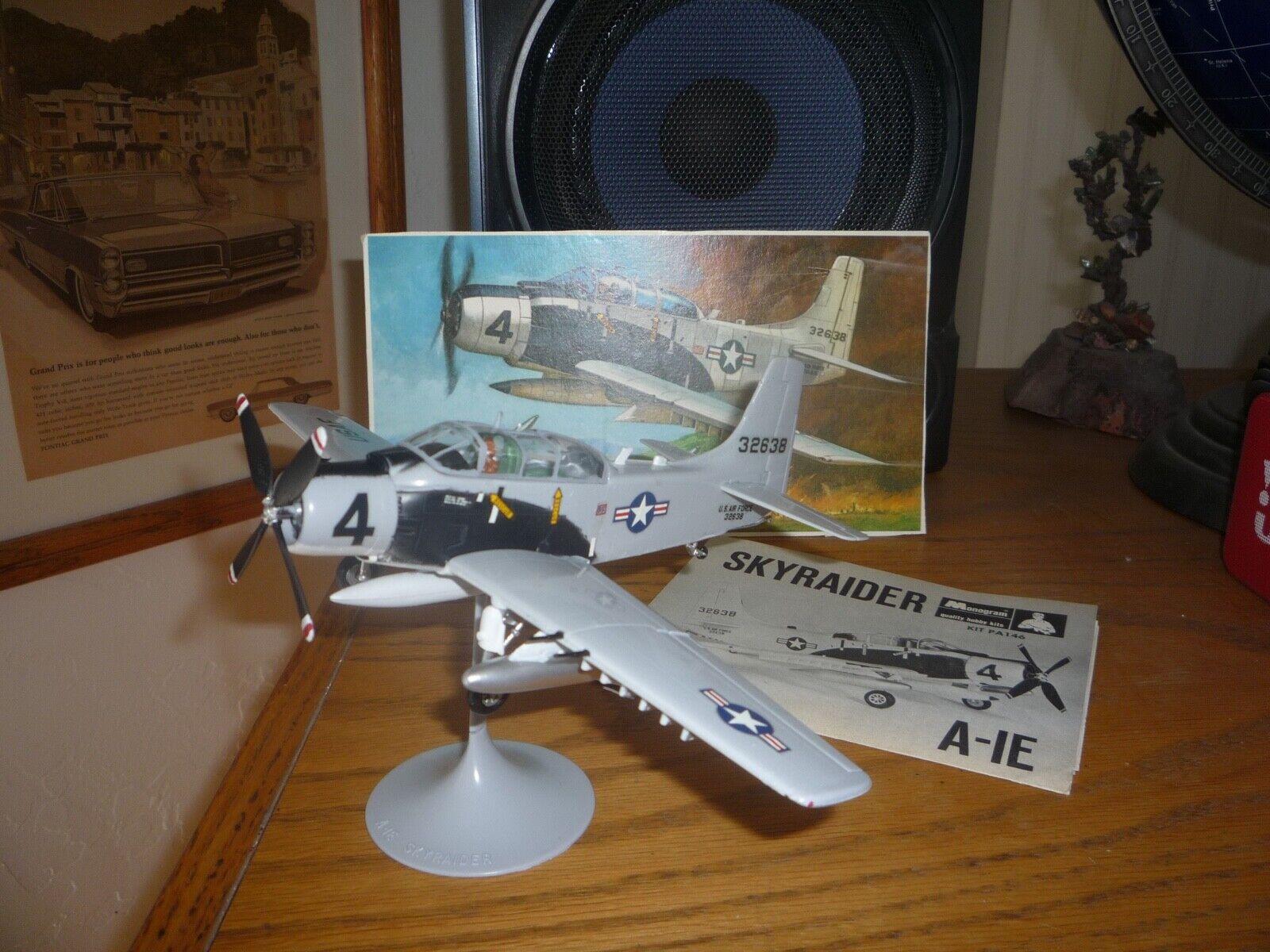 Vintage Monogram Skyraider A-1E  Built 1/72