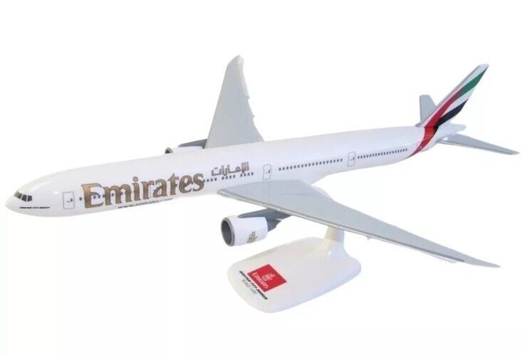 PPC Emirates Boeing 777-300ER A6-EGH Desk Top Display 1/200 Model AV Airplane
