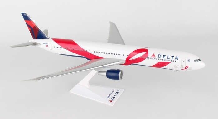 1/200 Scale Airplane Model - Delta Airlines Boeing B767 Breast Cancer Livery