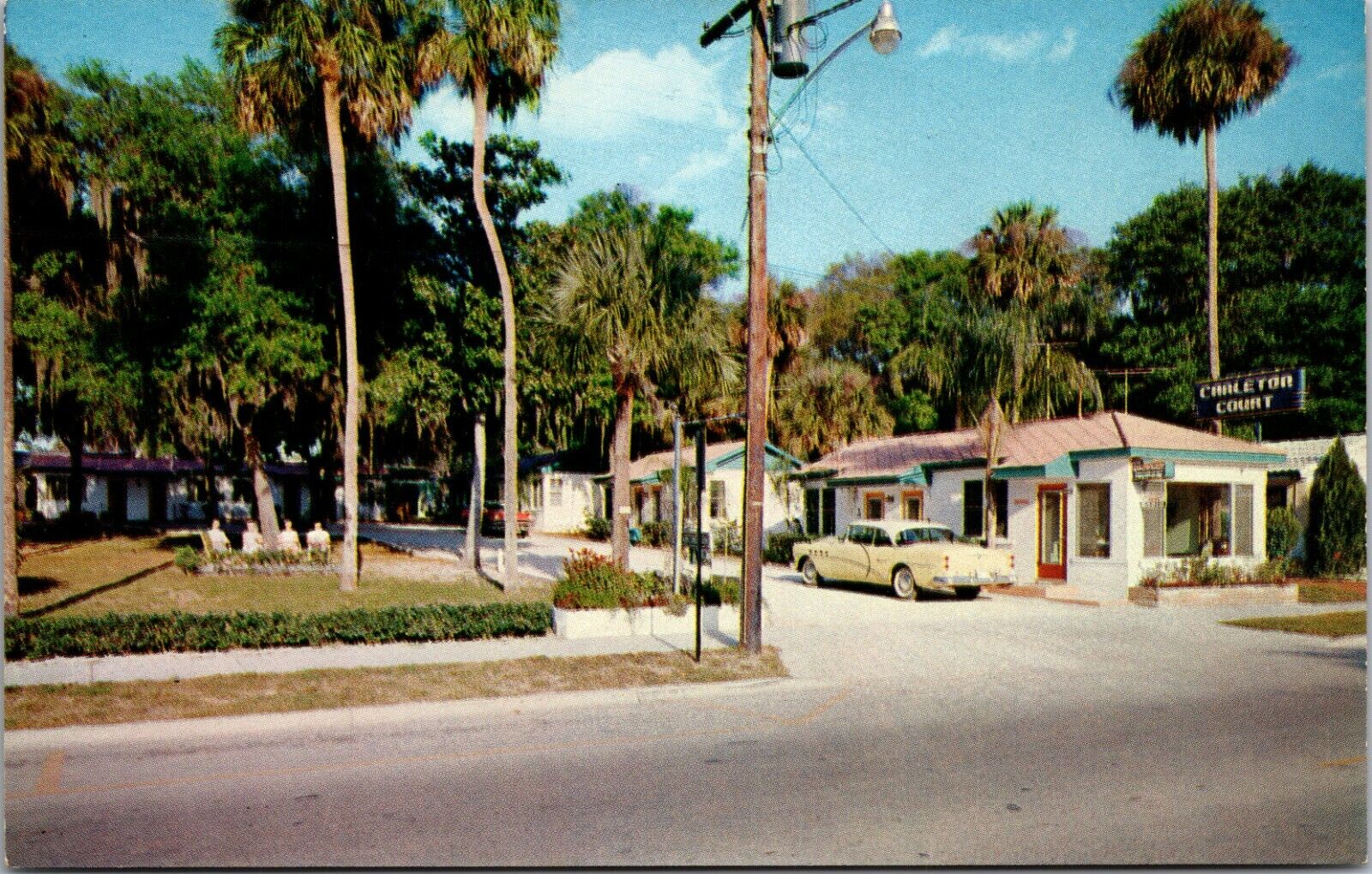 Holly Hill, FL - Florida - Carleton Court - Vintage Chrome Postcard PC