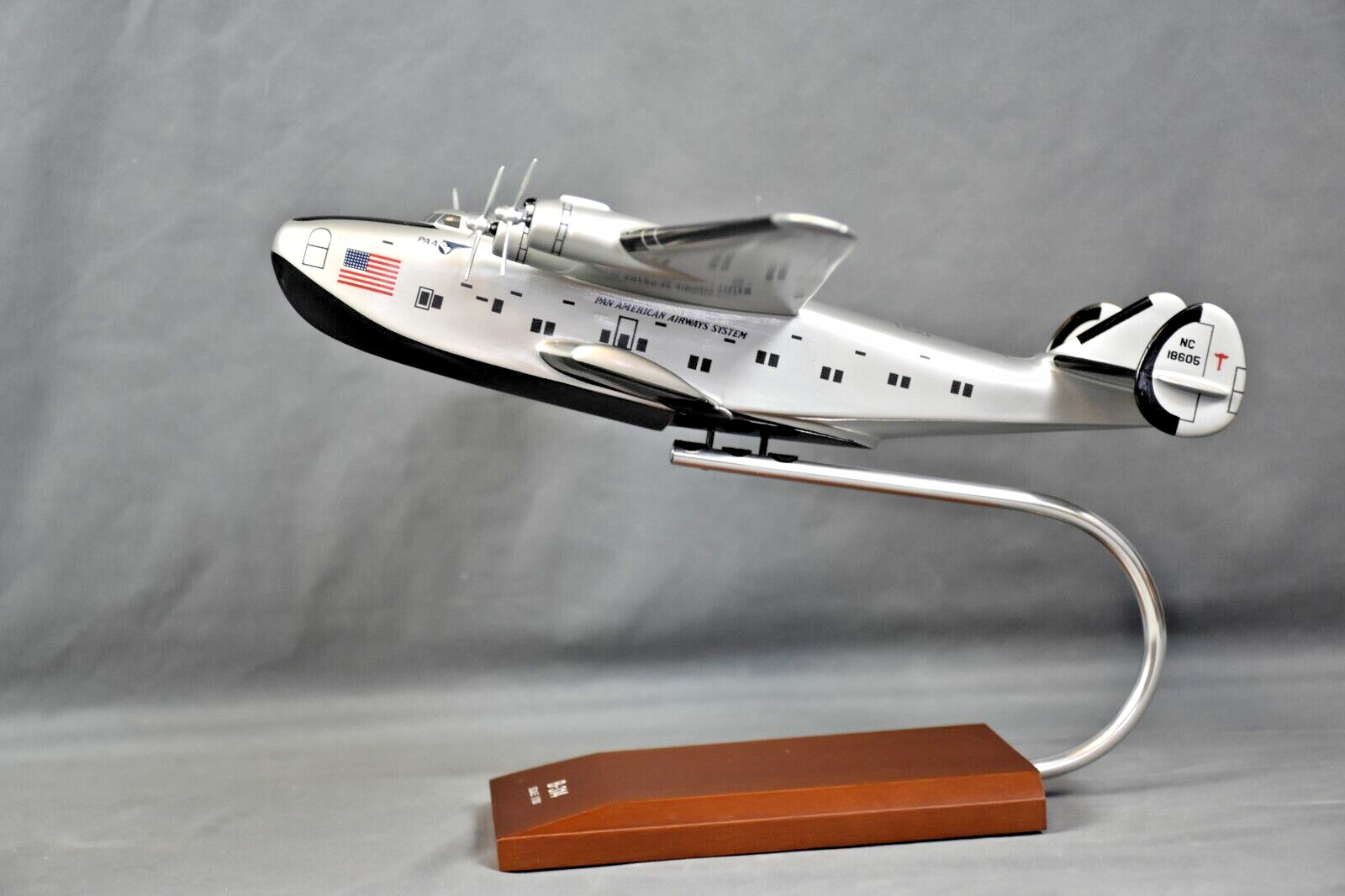 Pan Am B-314 Clipper Air Plane Model. Scale 1/100, Item G0310, Executive Series