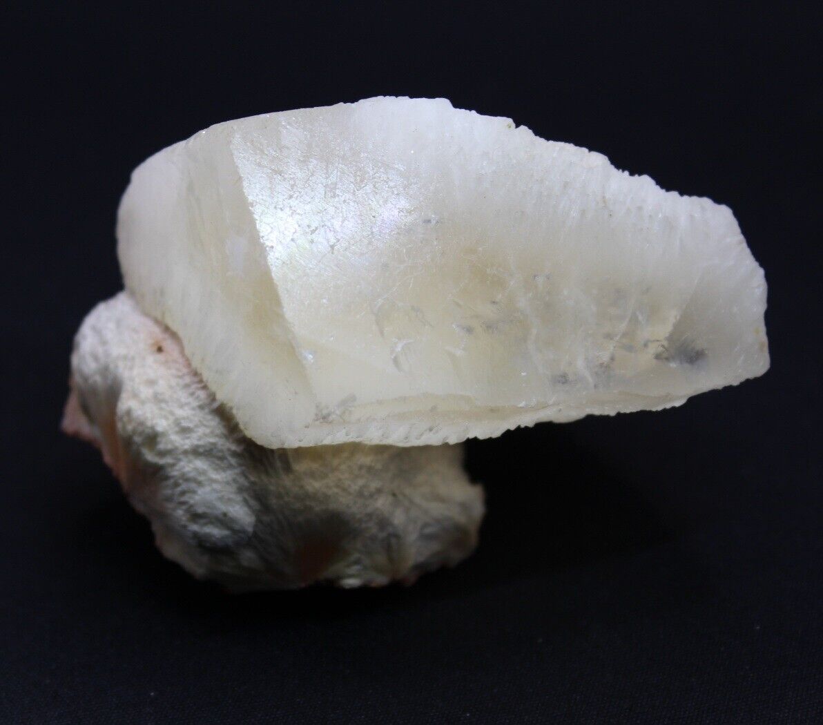 Large Gorgeous Calcite on Chalcedony Matrix Crystal Rock Raw Mineral 198.2g
