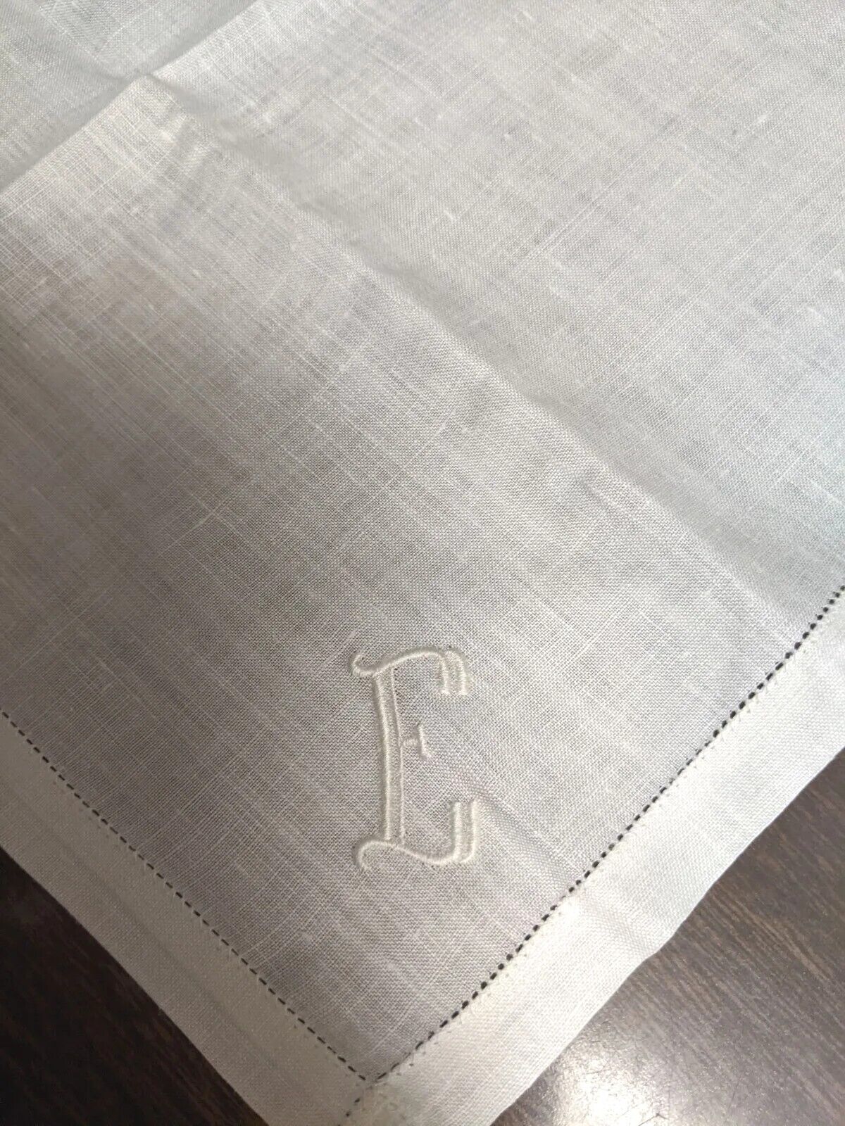 Vintage NOS  White Linen Damask Cloth Napkin with “E” Monogram w original tah