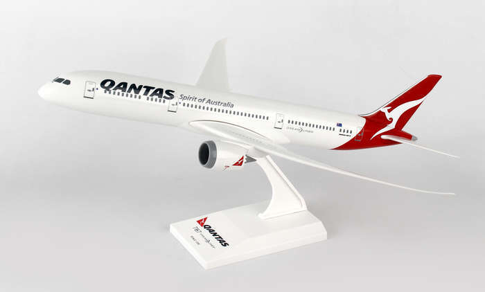 Skymarks Model Qantas Boeing 787-9 1/200 Scale with Stand SKR860