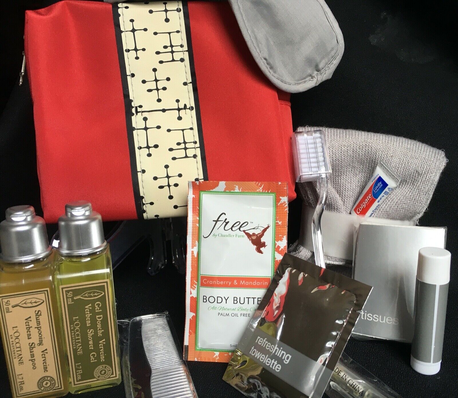 Airlines Amenity Cosmetic Bag travel bag Kit  HUGE LOT  samples
