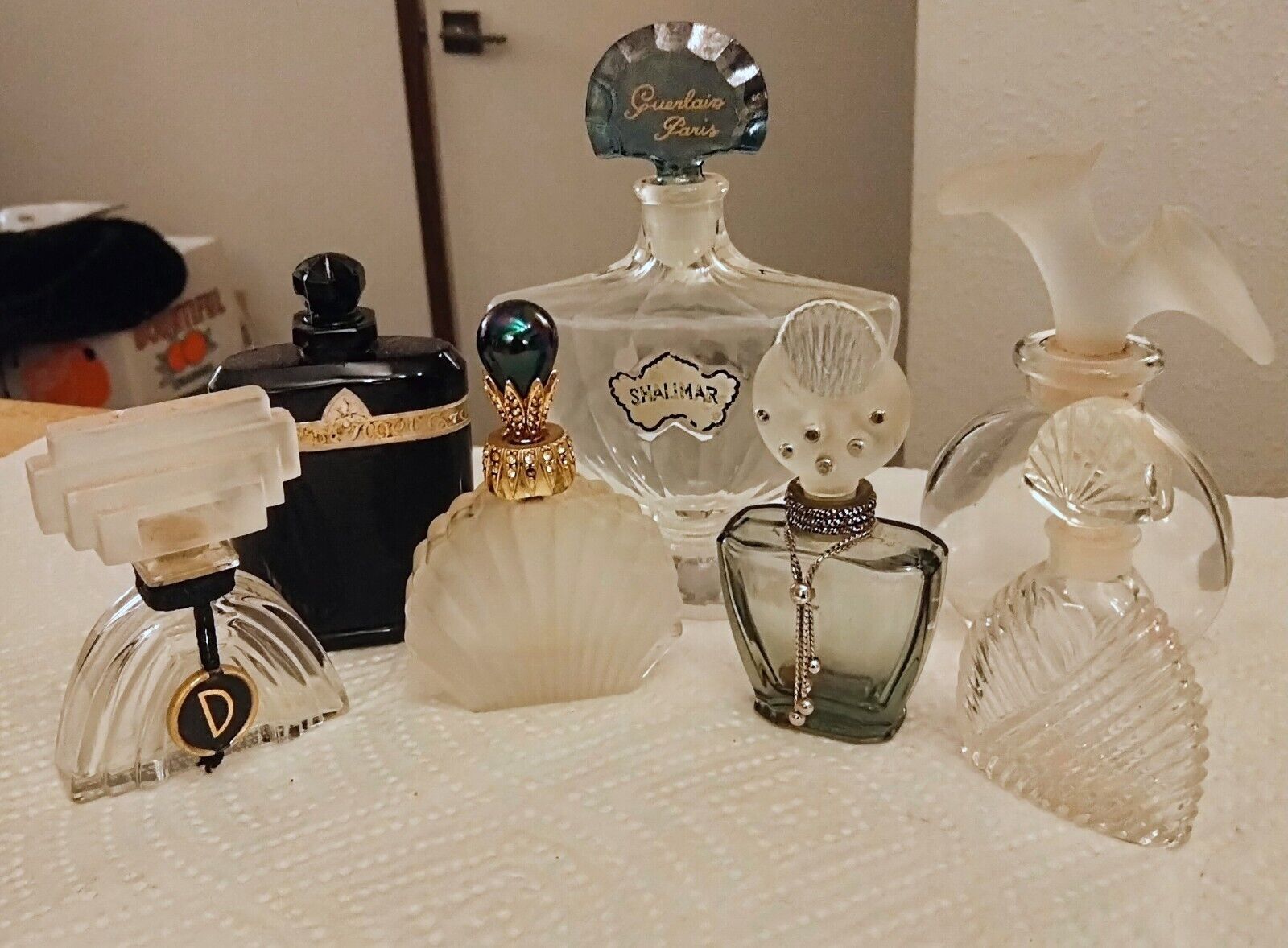 7 Vintage commercial crystal perfume bottles lot Shalimar Nuit de Noel Decadence
