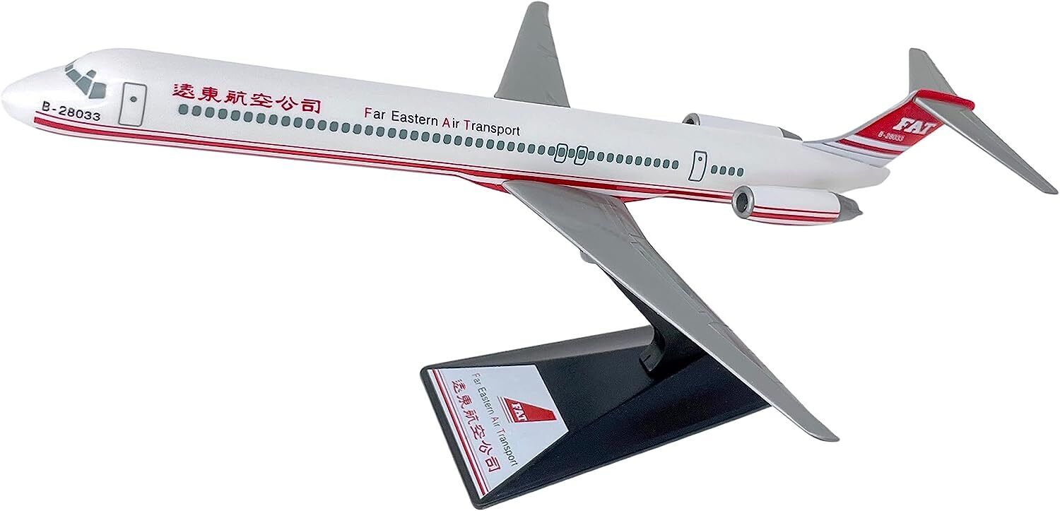 Flight Miniatures Far Eastern Air Transport MD-82 Desk Top 1/200 Model Airplane