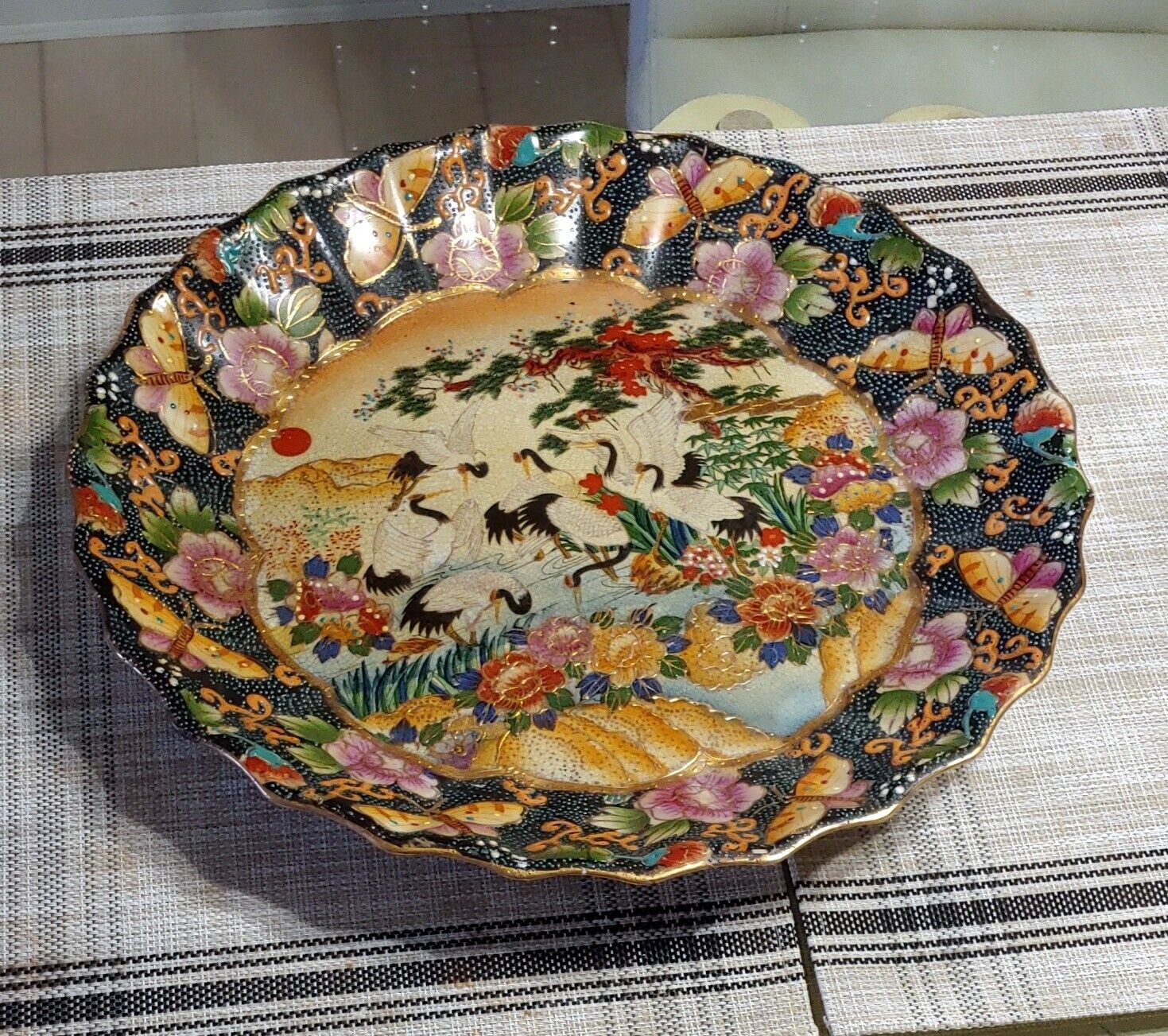 Royal Satsuma Hand Painted Porcelain Plate 14.5\' Vintage Japanese 24k Excellent