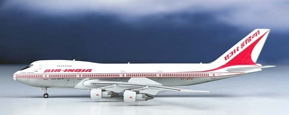Phoenix 11794 Air India Boeing 747-200 VT-EFU Diecast 1/400 Jet Model Airplane