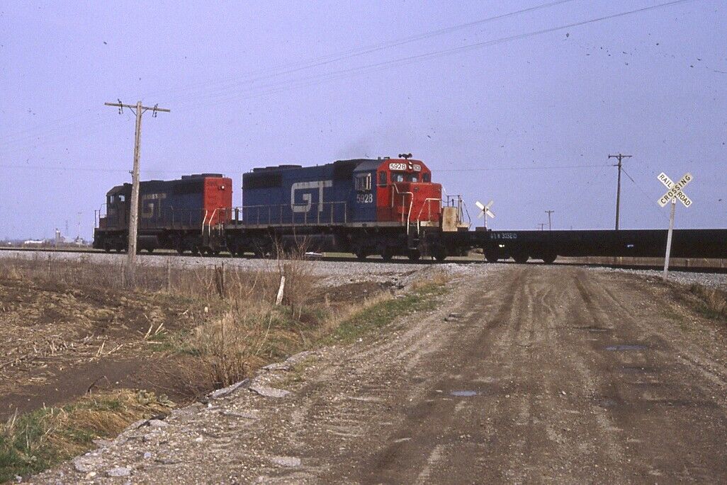 Railroad Slide - Grand Trunk #5928 Locomotive Adrian MI 1986 Freight Train Photo