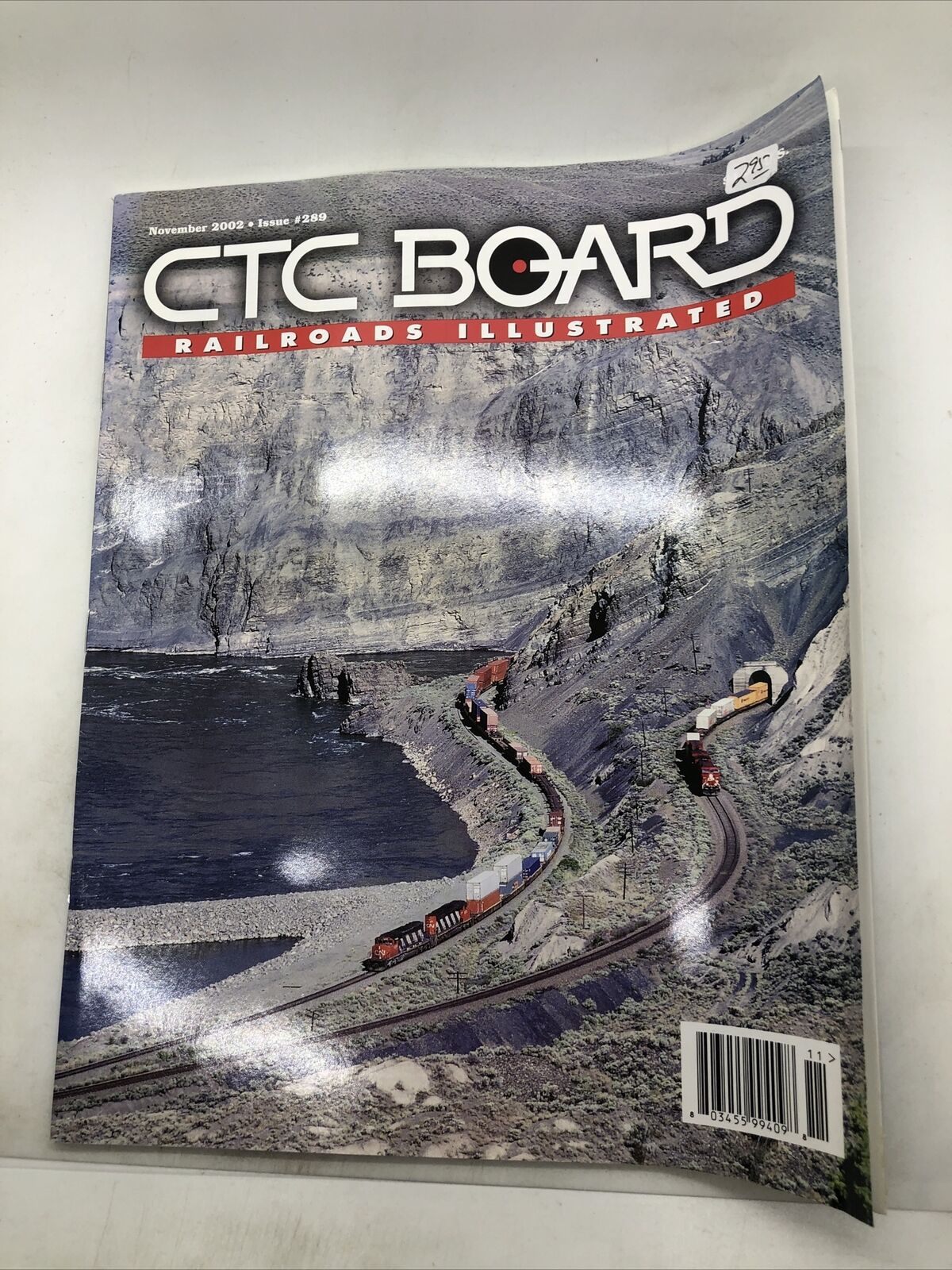 CTC Board Railroad Illustrated Magazine - November 2002