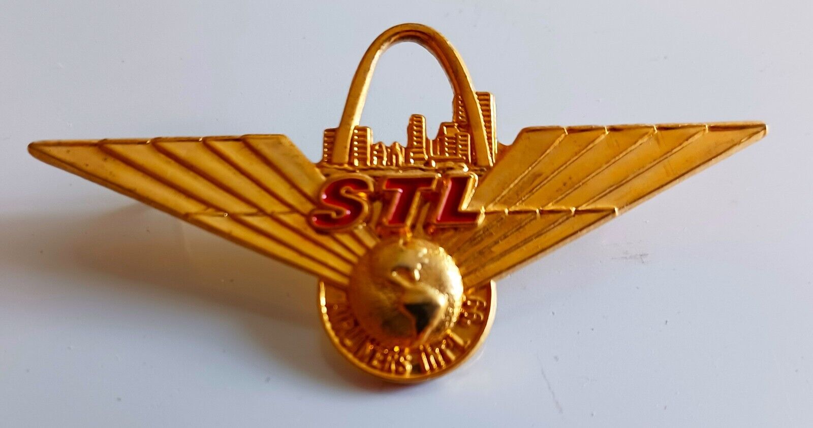 Airliners International Wings Pin, Badge St. Louis 1999. 2 3/4in x 1 1/4in