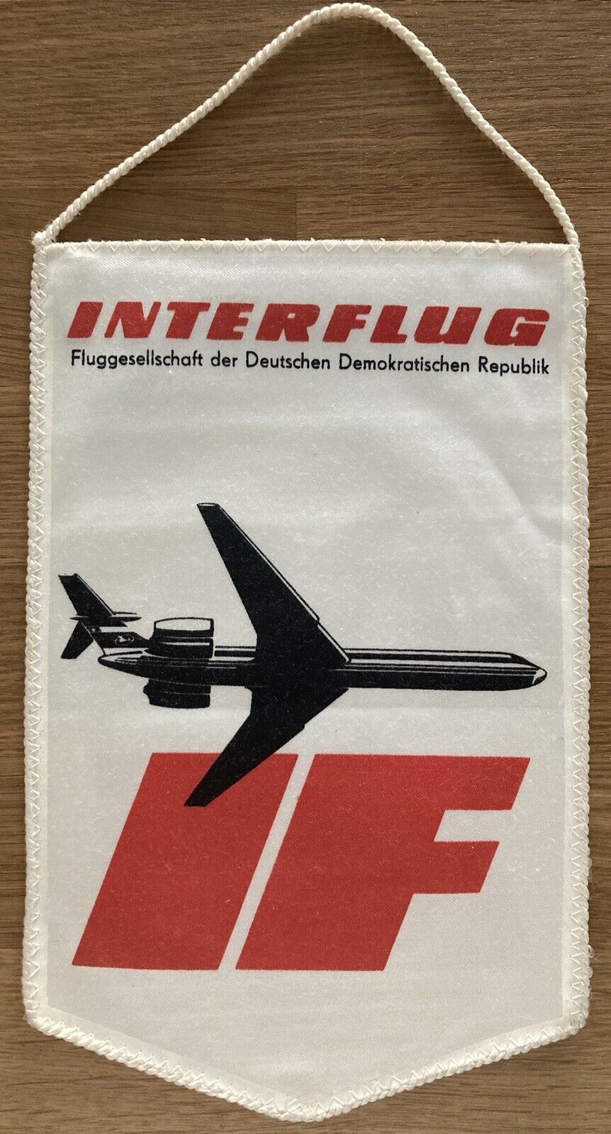 INTERFLUG EAST GERMAN AIRLINES 1970s PENNANT FLAG DESKTOP IL62