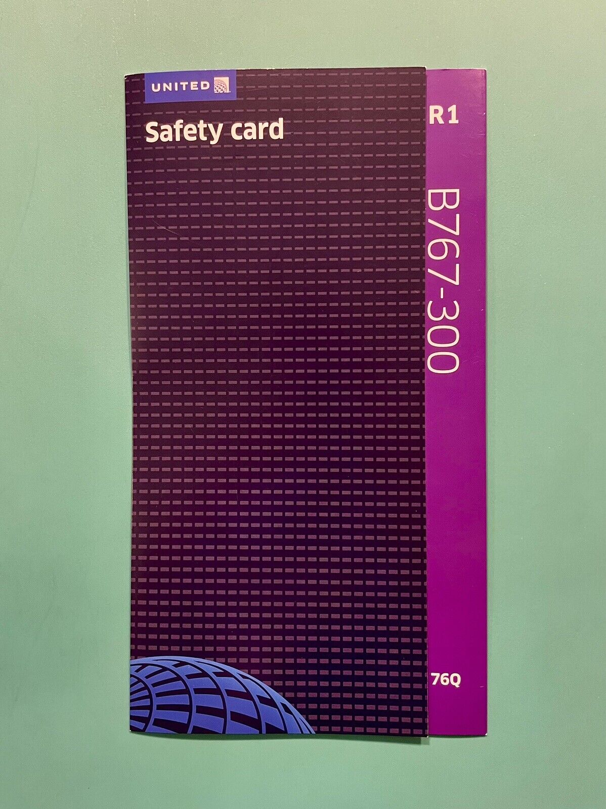 2022 UNITED AIRLINES SAFETY CARD--767-300Q