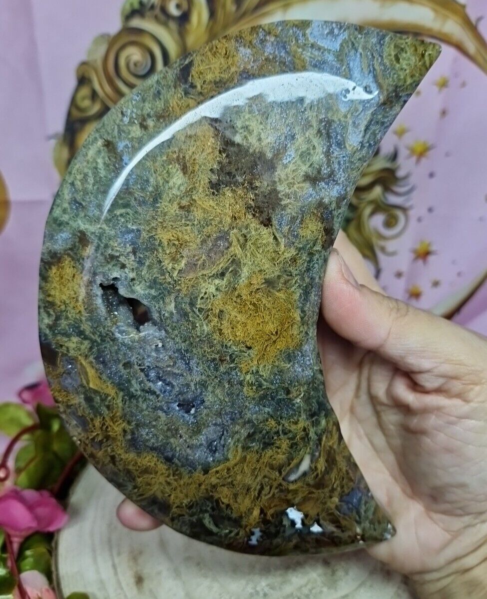 Big Brazilian Druzy Moss Agate Crystal Moon Carving 17cm 657g & Gold Stand