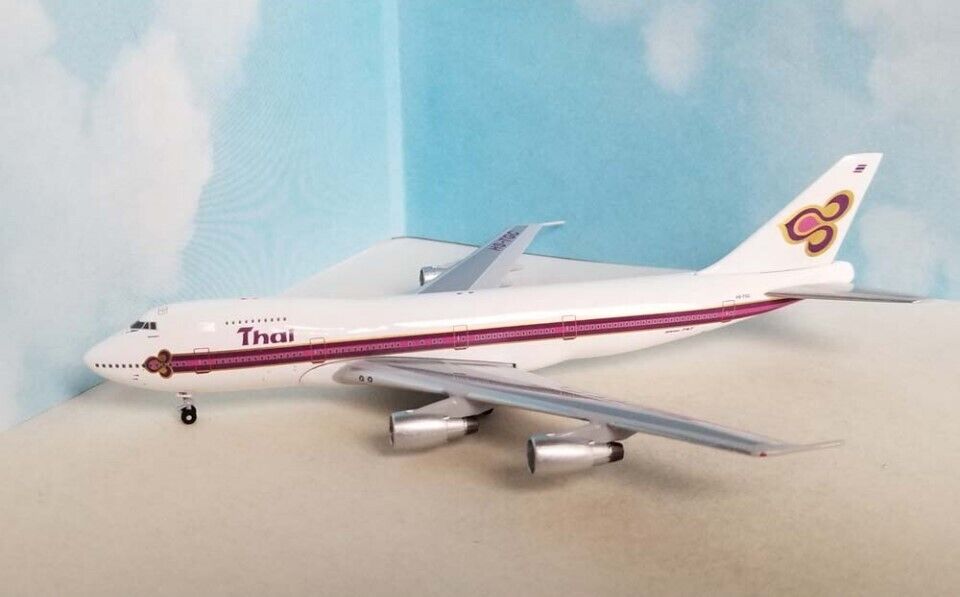 Aeroclassics BBX41666 Thai Airways Boeing 747-200 HS-TGC Diecast 1/400 Jet Model