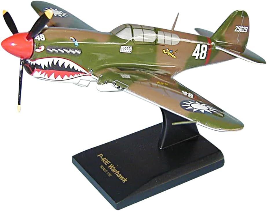 USAF Curtiss P-40 Warhawk Flying Tigers Desk Display WW2 Model 1/32 SC Airplane