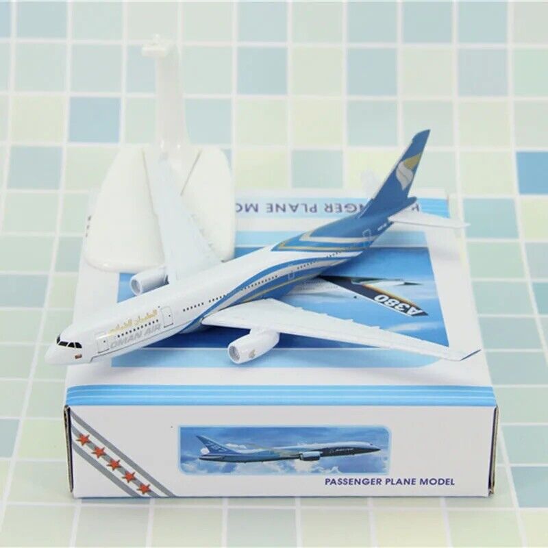 1/400 Scale Airplane Model - Oman Air Airbus A330 16cm Model Aircraft / Stand