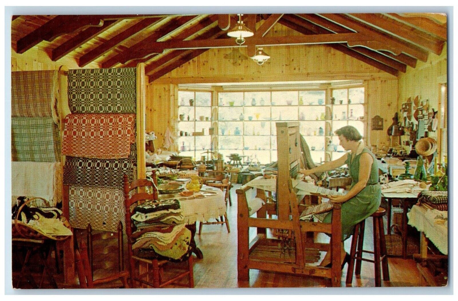 c1950\'s Blowing Rock Crafts Company, Showroom Of Mountain Crafts NC Postcard