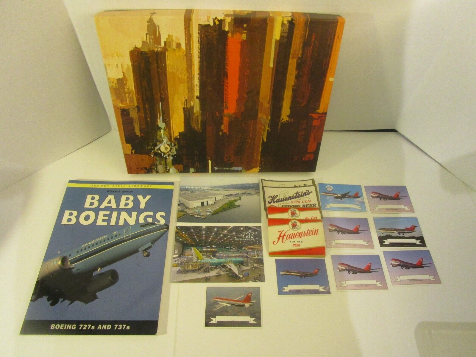 NORTHWEST AIRLINES PILOT LOT OF 8  +BOEING  PB BOOK+ CARDS + STAR WARS