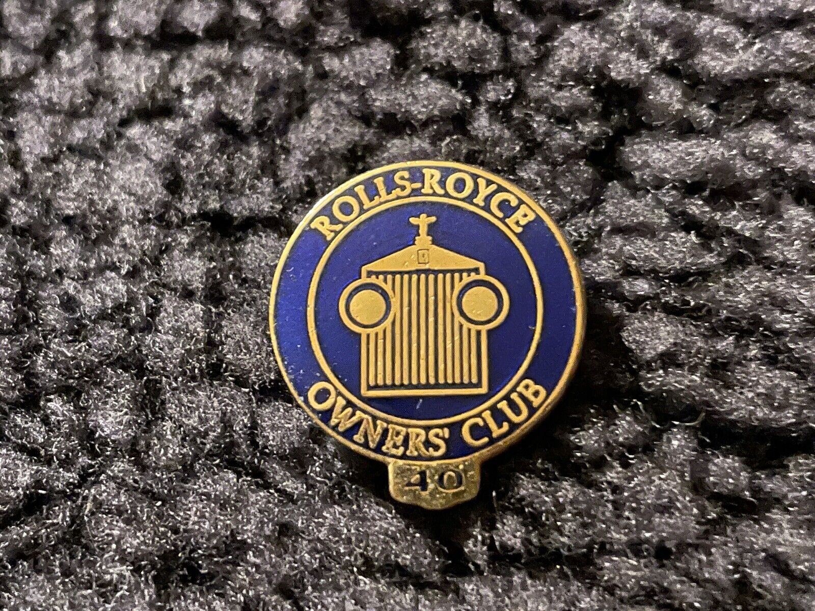 Rolls-Royce Owners Club RROC Bentley Lapel Pin Hat Pin 40 Year Blue Enamel