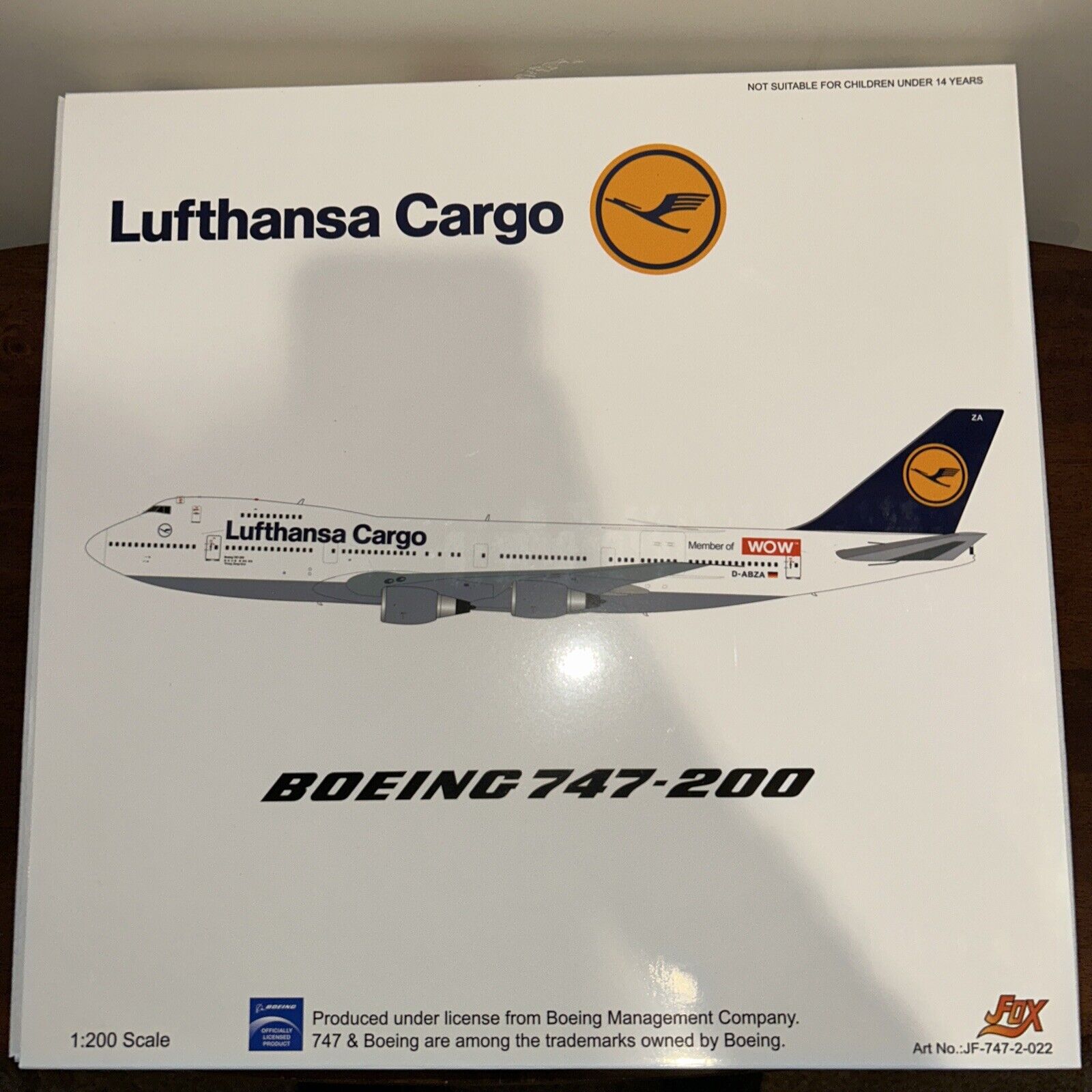 Boeing 747-200 Lufthansa Cargo 1:200 With Stand 1:200 New