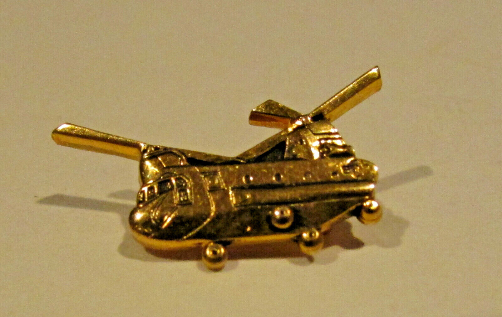 Genuine BOEING CH47 CHINOOK Helicopter lapel PIN vintage 1960\'s-1970s RARE