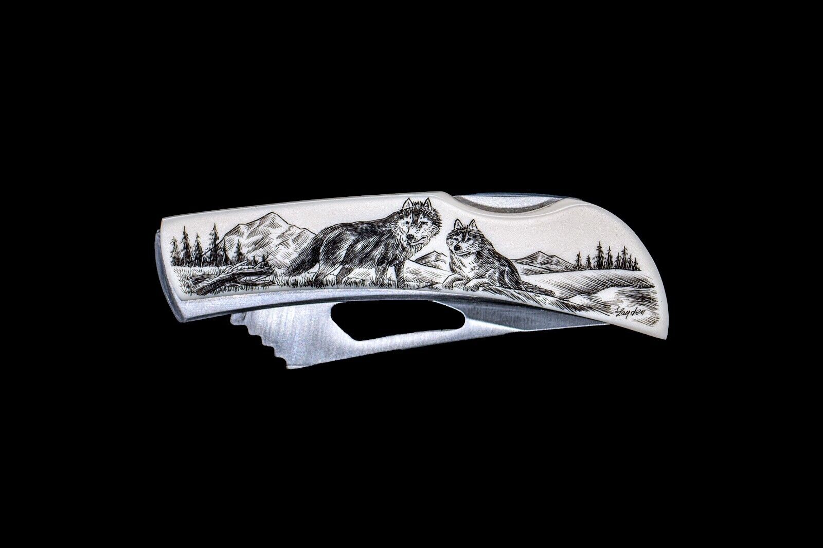 Etched Double Wolf Stainless Steel Silver Hawk Pocket Knife 