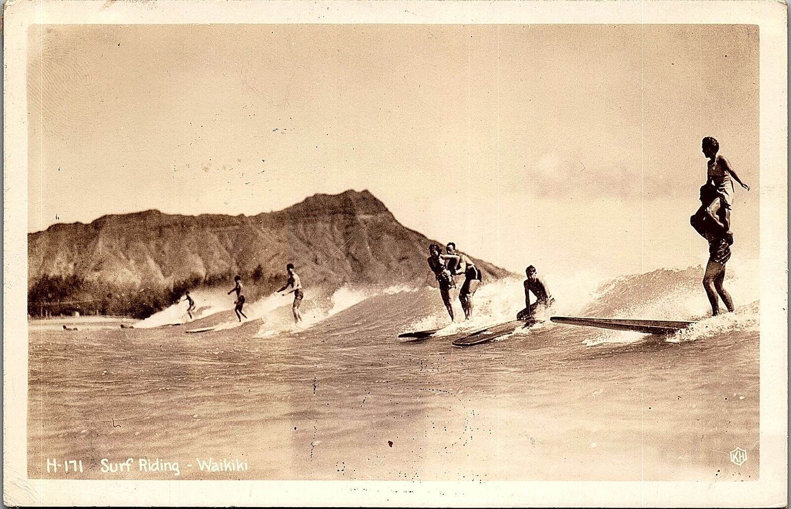 1930s WAIKIKI HAWAII SURF RIDING SURFBOARD RARE REAL PHOTO RPPC POSTCARD 38-49