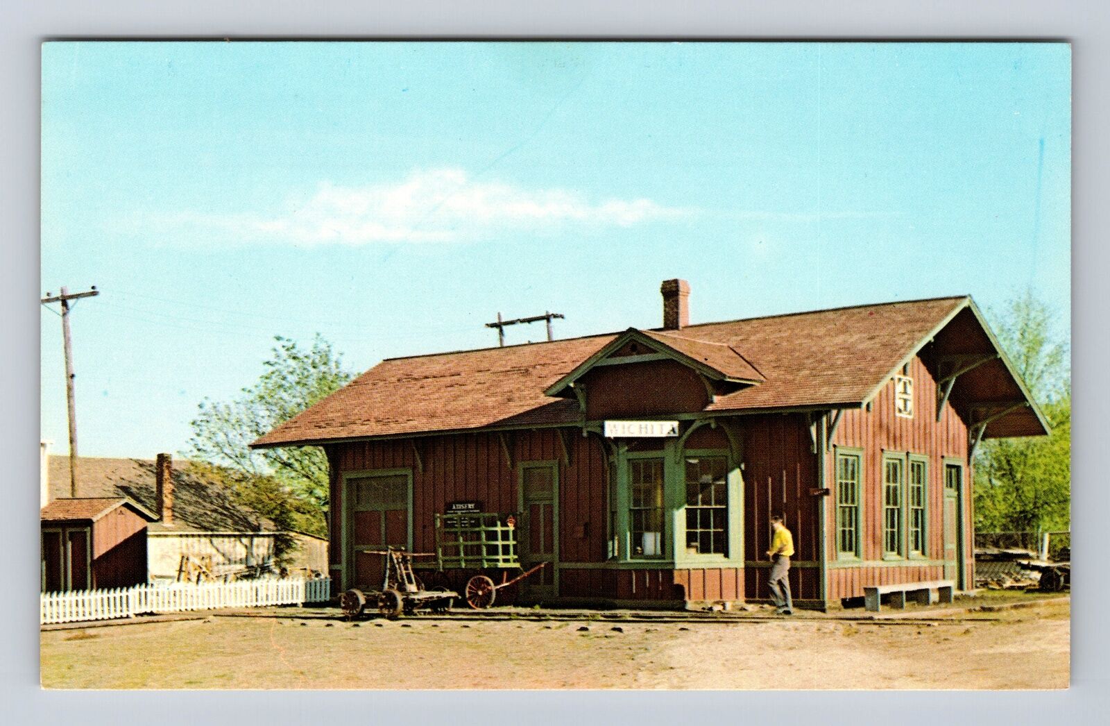 Wichita KS-Kansas, Depot, Antique, Vintage Souvenir Postcard