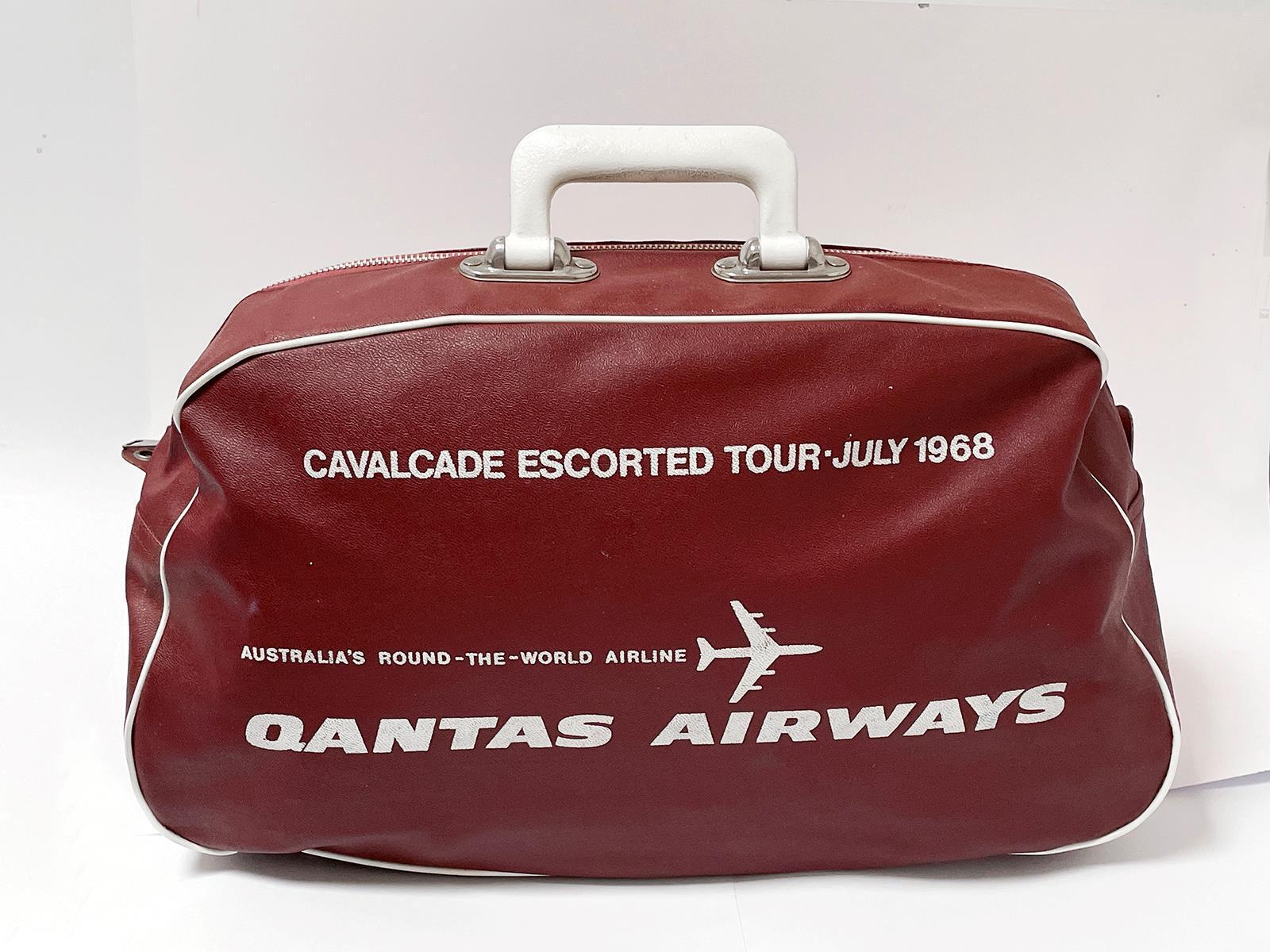 SCARCE VINTAGE QANTAS AIRWAYS TRAVEL CABIN BAG CAVALCADE ESCORTED TOUR 1968