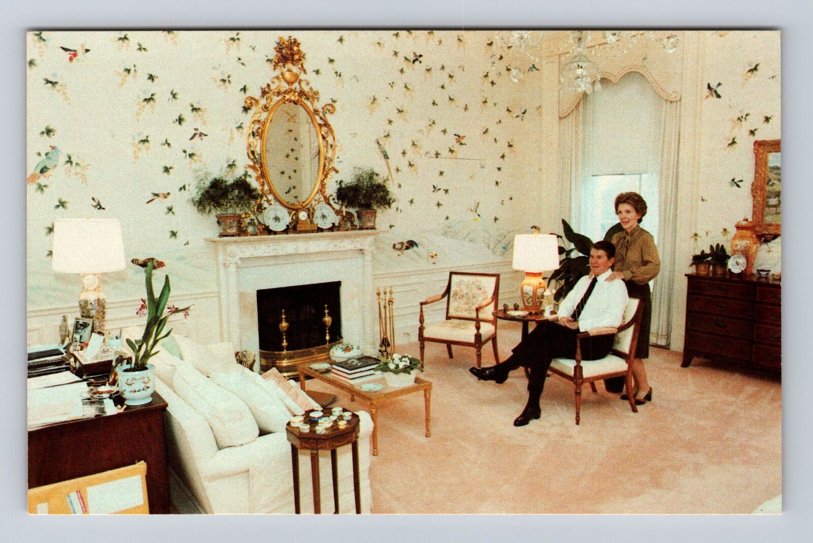 Washington DC, Ronald & Nancy Reagan at White House, Antique Vintage Postcard