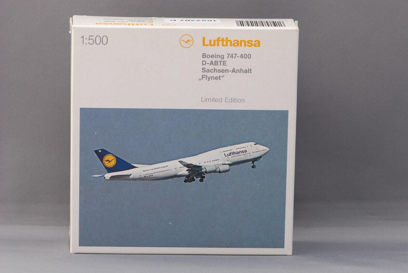 Lufthansa B747-400 \