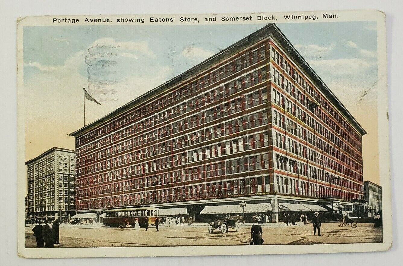 Portage Ave/Eatons\' Store ~ Winnipeg, Man. Canad - Post Card/Posted  8/24/1921