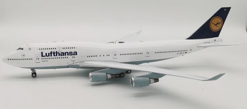 WB-747-4-060 Lufthansa Boeing 747-400 D-ABVX Diecast 1/200 Jet Model Airplane