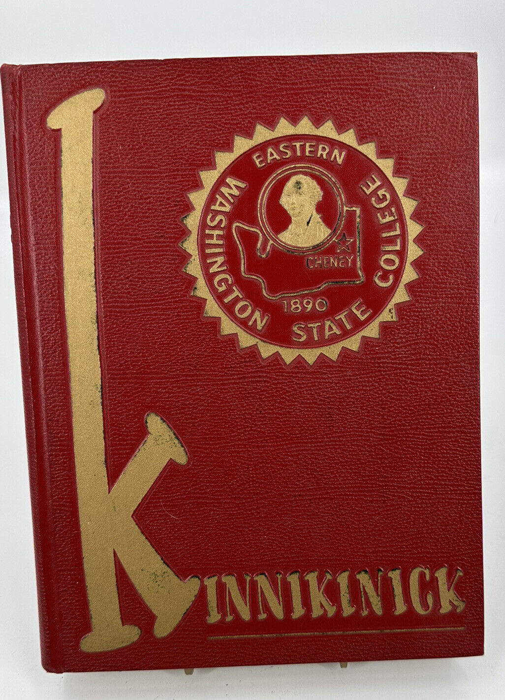 1962 Eastern Washington State College Cheney Annual Kinnikinck Yearbook