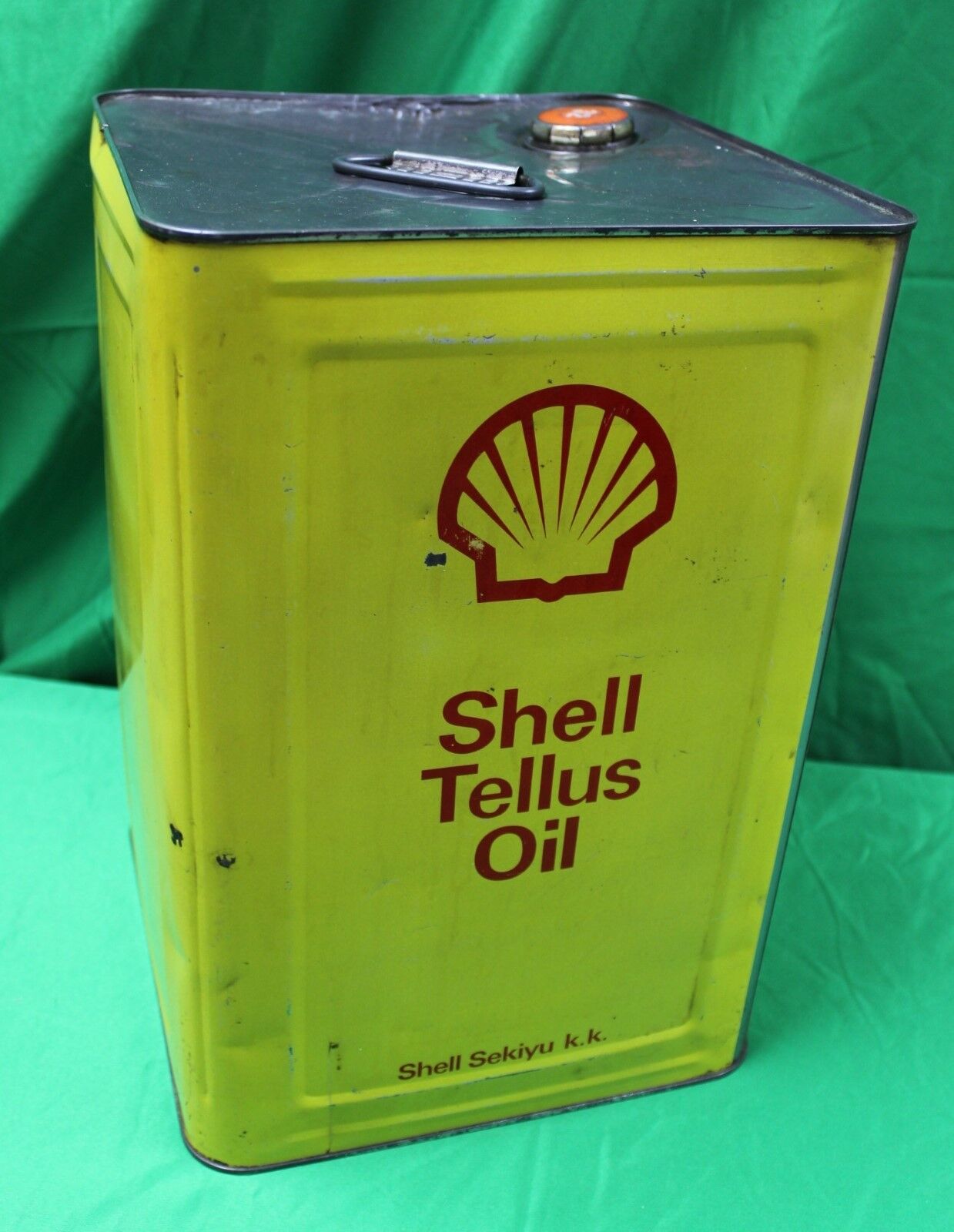Very Rare Japanese Shell Tellus Oil Gas Can 4.75 Gal 18L Sign / Advertisement 