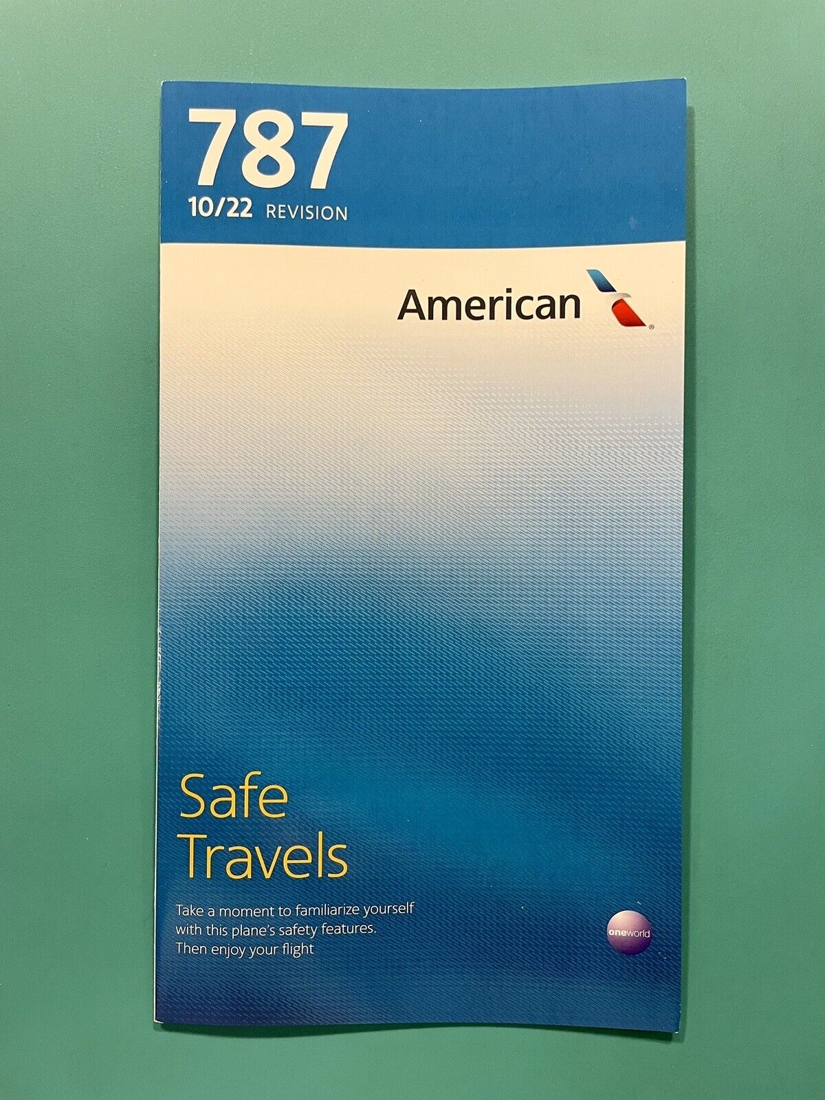 2022 AMERICAN AIRLINES SAFETY CARD--787