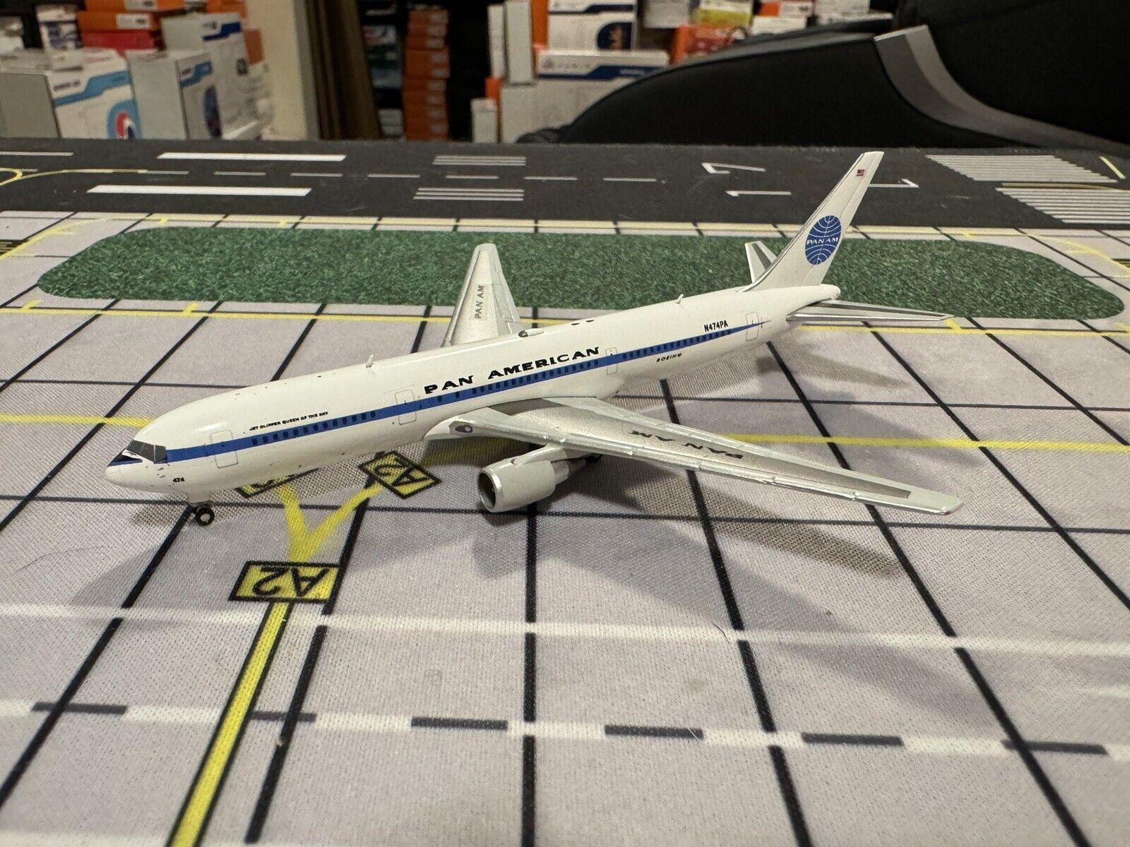 JC Wings 1:400 PAN AM B767-300ER N474PA American Airlines Diecast Custom Model