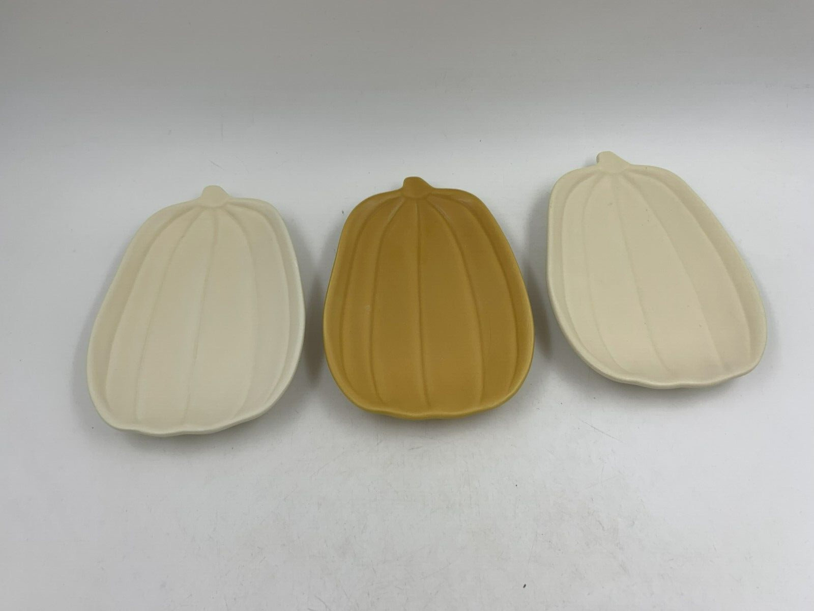 Ashland Ceramic 8in Pumpkin Plate Set of 3 AA02B01025