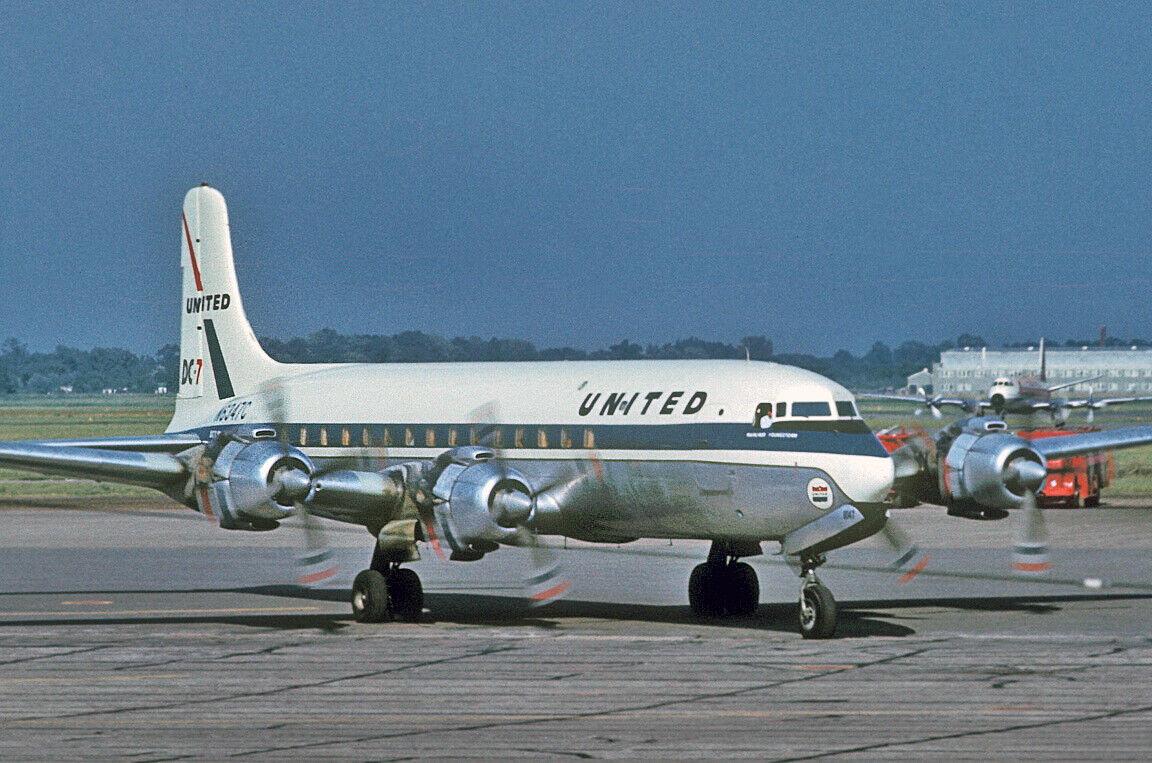 United Airlines Douglas DC-7B ((8.5\