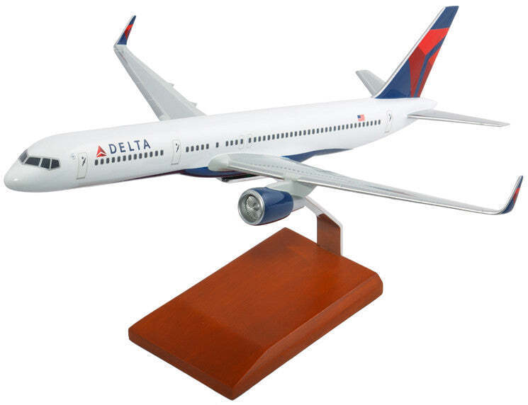 Delta Airlines Boeing 757-200 New Hue Desk Top Display  1/100 Model SC Airplane