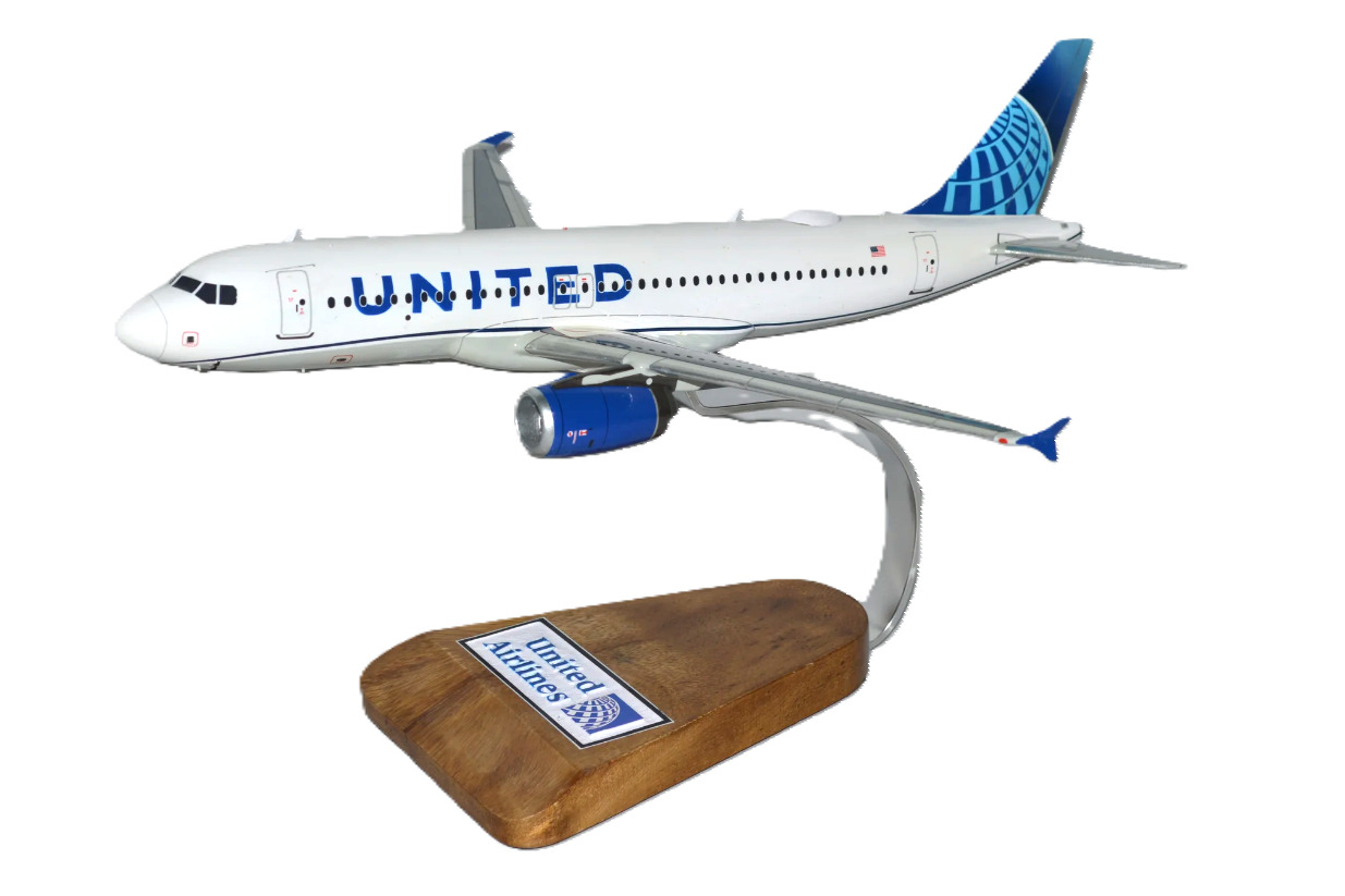 United Airlines Airbus A320-200 New Livery Desk Display Model 1/100 SC Airplane