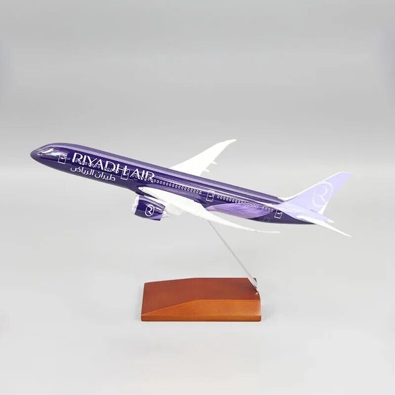 1/200 Scale Airplane Model - Riyadh Air Airlines Boeing B787-9 Airplane Model