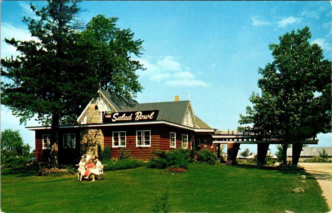 Rockford IL Illinois SALAD BOWL RESTAURANT~Bill Beasley ROADSIDE c1950s Postcard