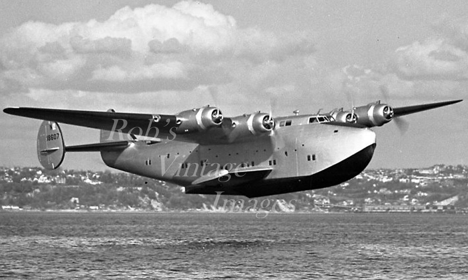 Pan Am Clipper  Boeing 314 18607 Photo Airplane Flying Boat 1941 S0ld to BOAC