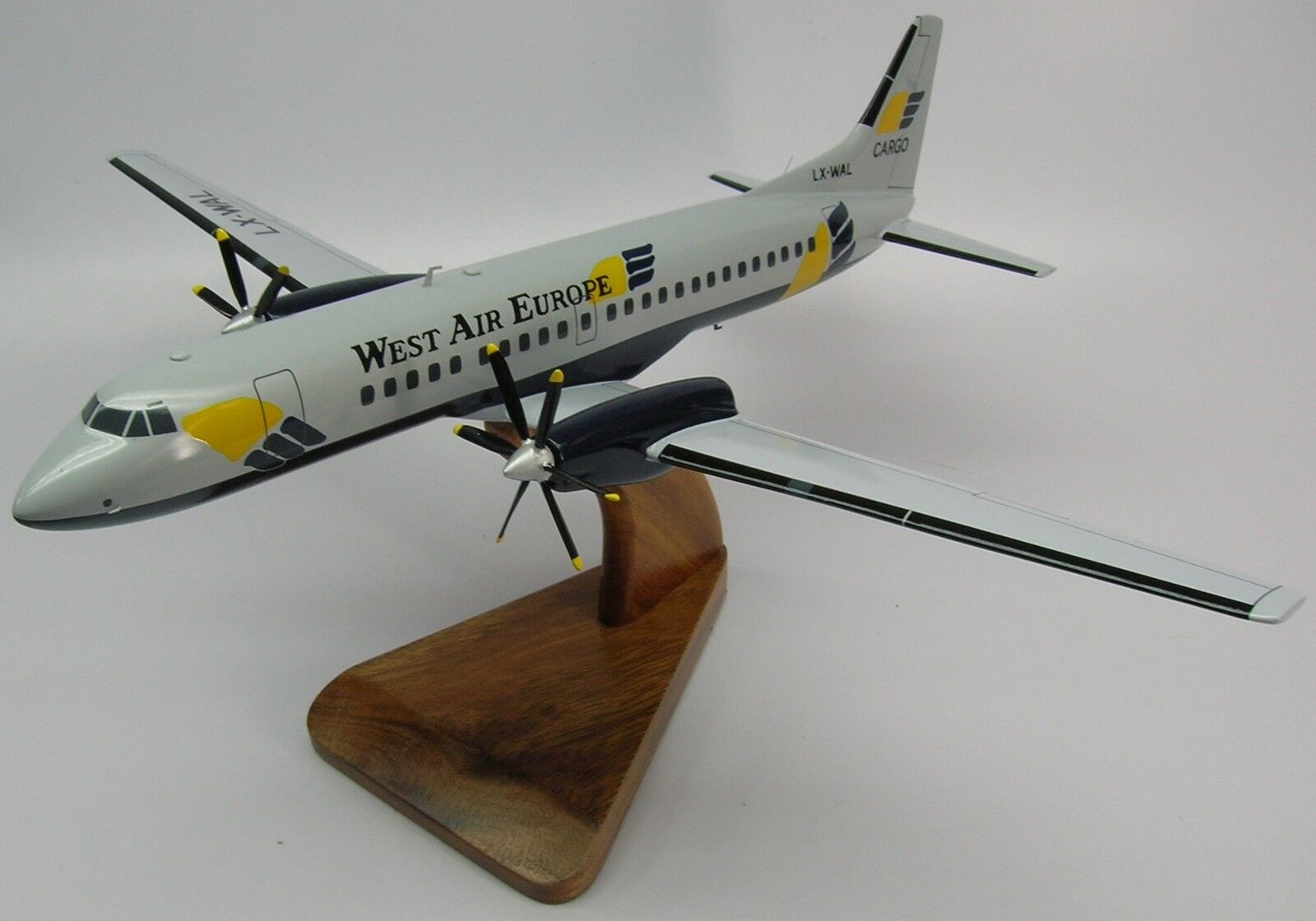 BAE ATP West Air Airplane Handcrafted Desk Wood Model Small New
