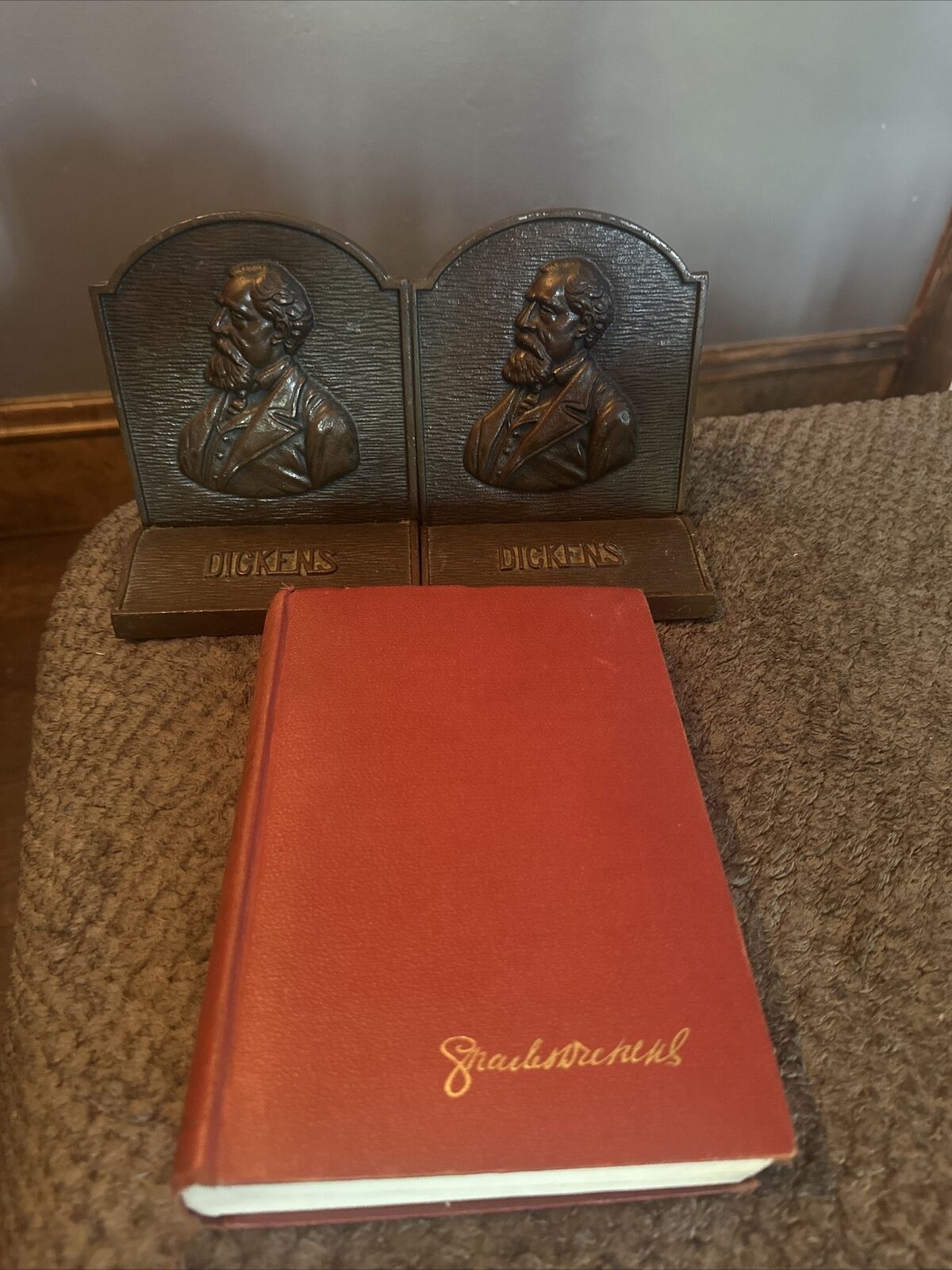 vintage charles dickens tale of two cities Oliver Twist & cast iron bookends