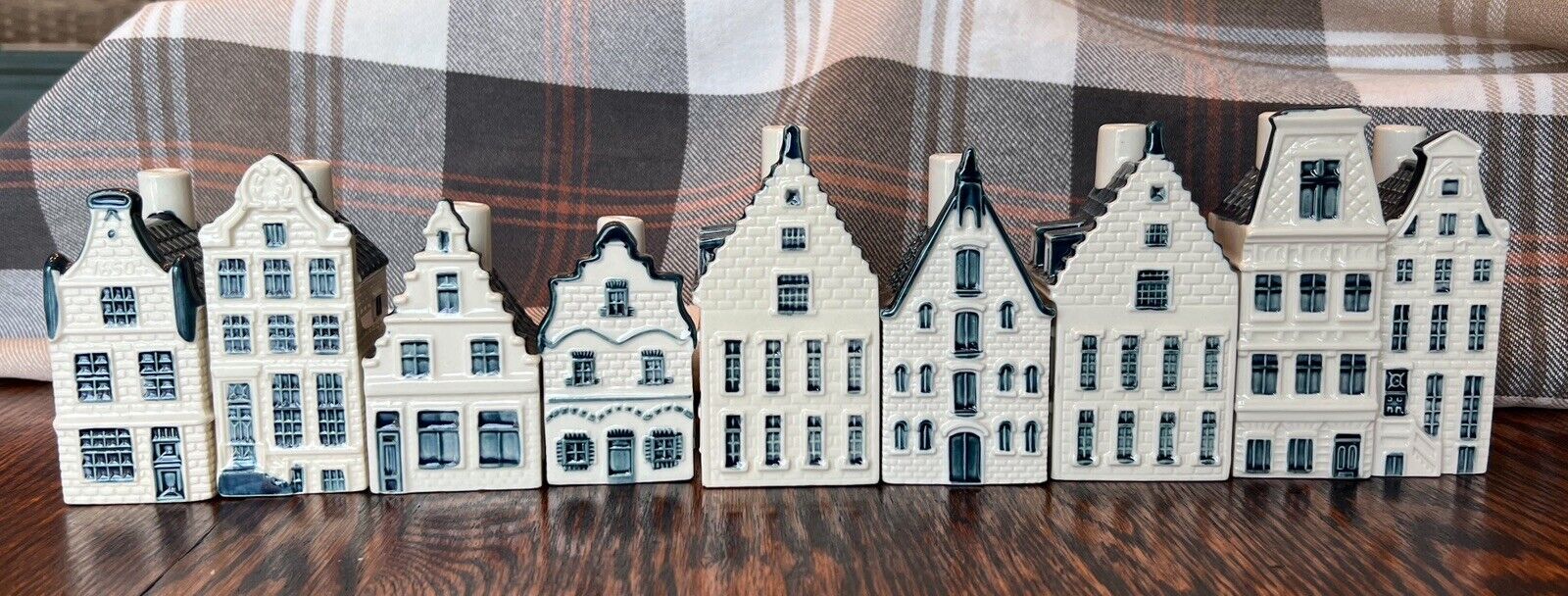 KLM Blue Delft’s BOLS Holland  Miniature Houses Lot Of 9  Empty